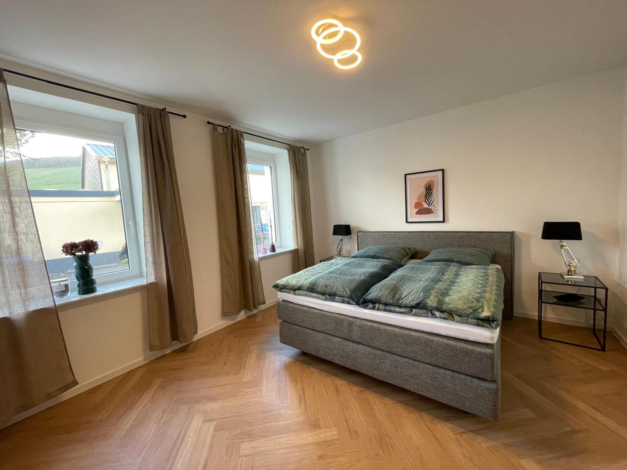 Luxurioese Ferienwohnung Mit Wellness Oase Saarburg Ngoại thất bức ảnh